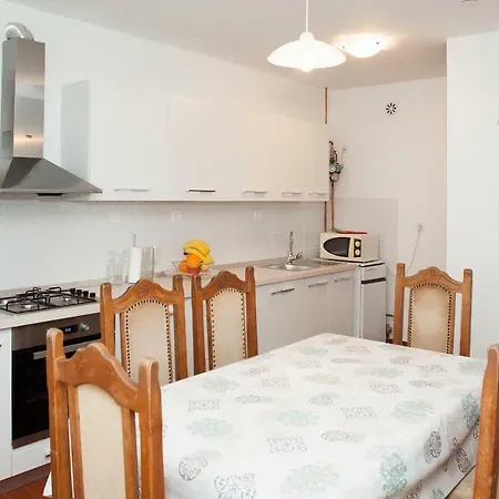 Apartment Apartman Matea *
